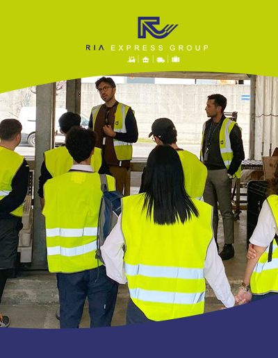 Logistica: Studenti a lezione